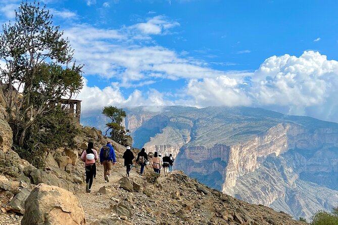 Full Day Guided Tour to Balcony Walk and Hidden Lake With Pickup Included - Who will enjoy this mountain outing most?