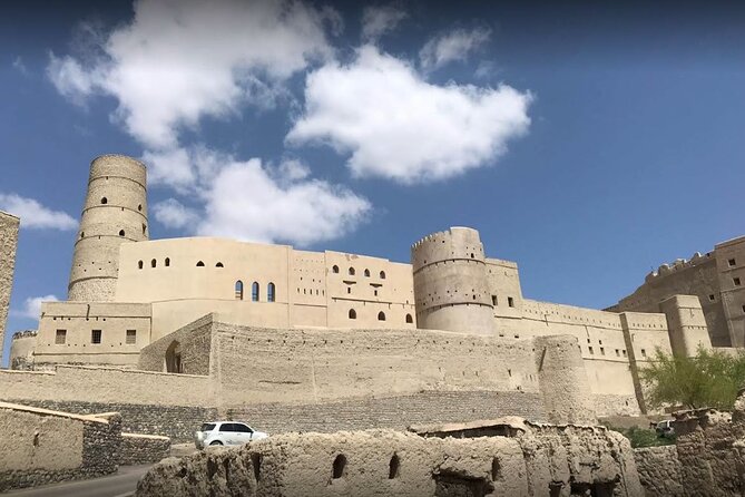 Full-Day Nizwa Fort, Bahla Fort and Jabreen Castle Private Tour - Jabreen Castle and the quieter side of Omani history