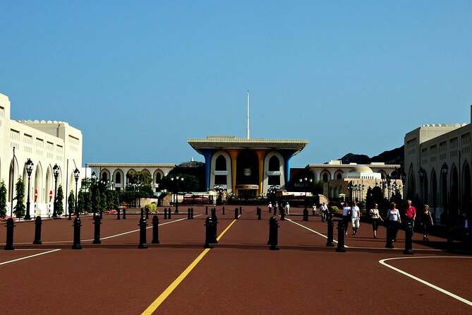 Full Day Private Guided Tour of Oman History in Muscat - The Royal Opera House and its musical arts display