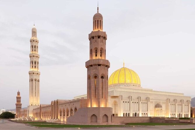 Full Day Private Muscat City Tour - Sultan Qaboos Grand Mosque begins the day