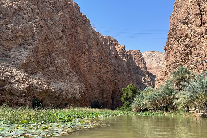 Full Day Private Tour to Wadi Shab and Bimmah Sinkhole - What to wear and bring for the Wadi Shab walk