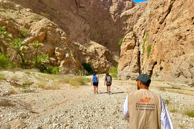 Full Day Tour in Wadi Shab - Bimmah Sinkhole and its cool freshwater pool
