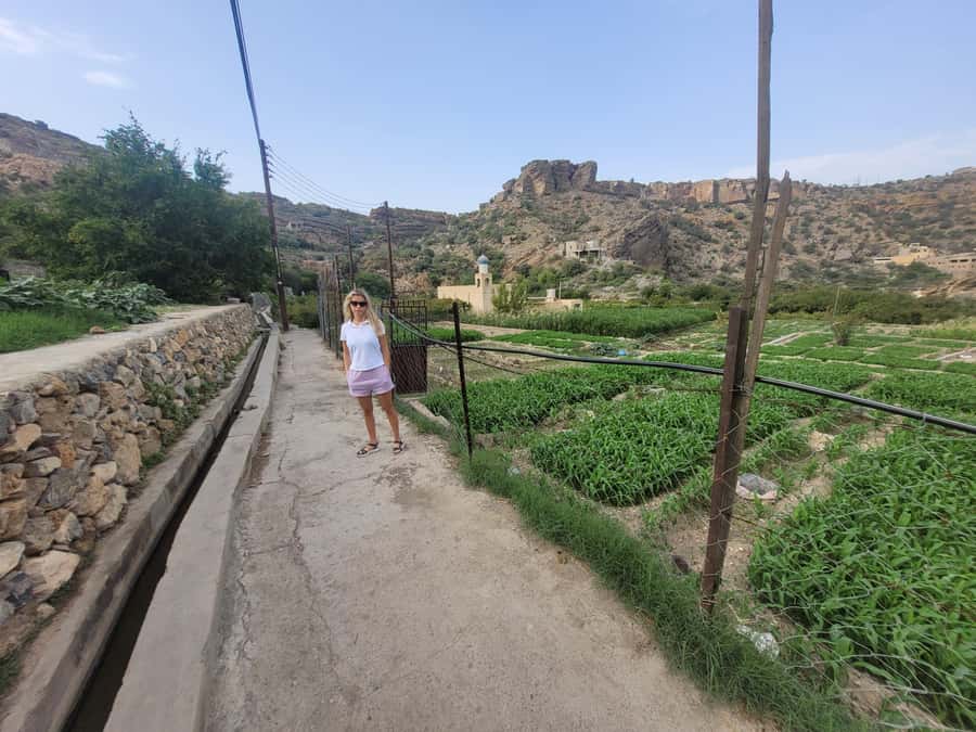 full-day trip in Jabal Akhdar with a light hike - What to bring for the mountain walk