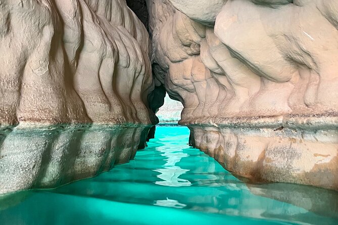 Full-Day Wadi Shab and Bimmah Sinkhole Tour - Is $198 good value for this Oman excursion?