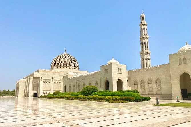 Full Muscat City Private Tour - Muscat city beach and the pleasure of a short pause