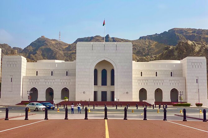 Full Muscat City Private Tour - The main fish market and Mutrah Corniche finish