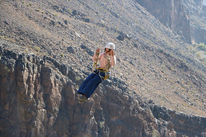 Half-Day Private Experience in Tanuf Arch - The 1.2-kilometer hike to the arch