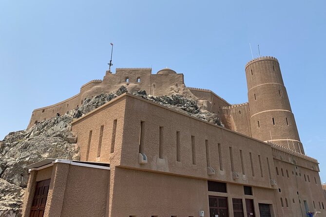 Half-Day Private Guided Muscat City Sightseeing Tour - Al Alam Palace and the Portuguese forts