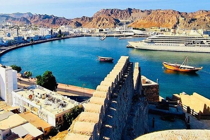 Half-Day Private Guided Muscat City Sightseeing Tour - Sultan Qaboos Grand Mosque: allow time for the carpet