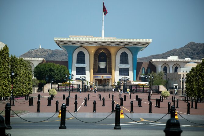 Half-Day Private Muscat City Tour 4 Hours - A smart first look at Muscat
