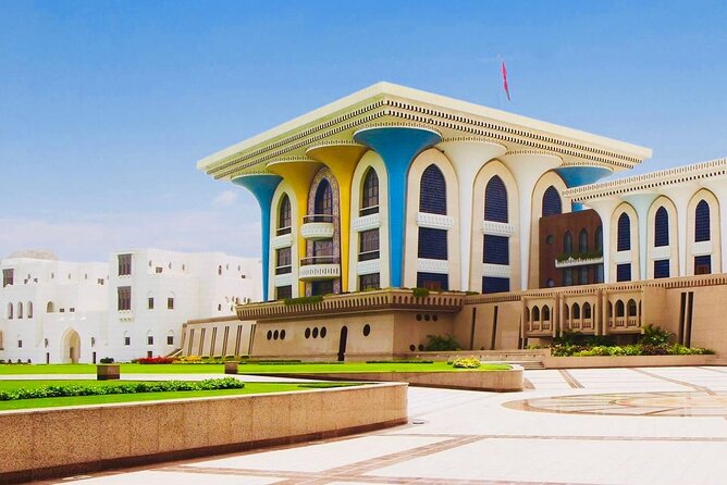 Half-Day Private Muscat City Tour - Top Landmarks in Just 4 Hours - Muttrah Souq: Your Best Chance to Slow Down