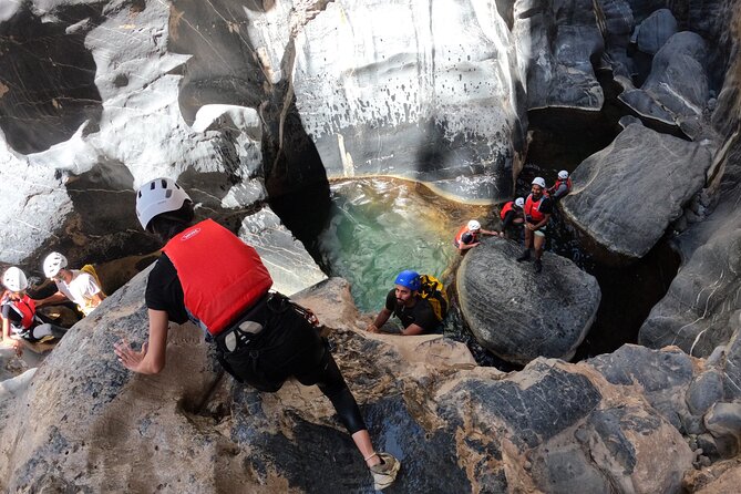 Half Day - Snake Canyon Adventure Tour in Jebel Shams - Is $210.87 per person good value?