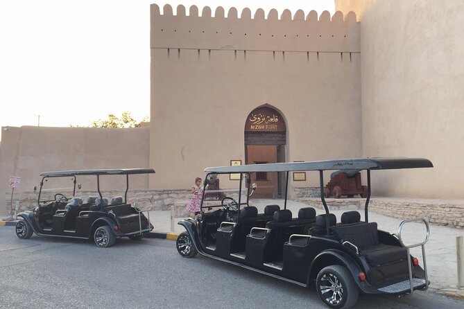 Heritage private Tour by classic carts - The tandoor video and old cooking traditions