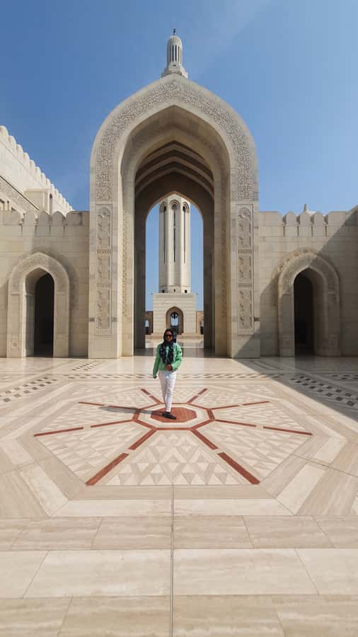 Highlights of Muscat city tour in private car with guide - Bait Al Zubair Museum and Oman in miniature