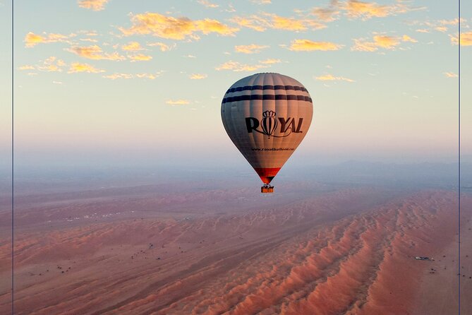 Hot Air Balloon Tour at Wahiba Sands - Landing, Refreshments, and the Souvenir Medal