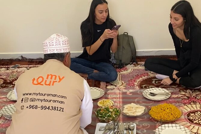 Jabal Shams Food Tour - Starting with Omani breakfast from the car