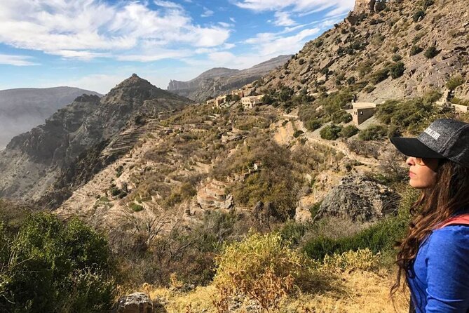 Jebal Akhdar And Nizwa Cool And Green - The guide can make or break a long day