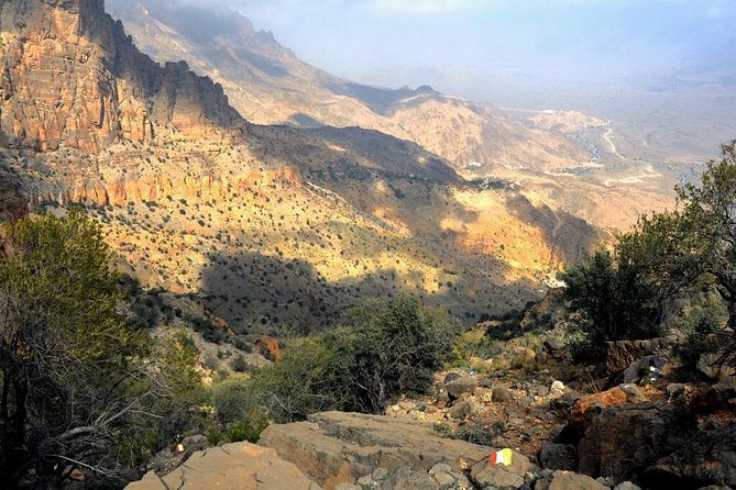 Jebel Shams, Balcony Walk & Al Hamra Village - The Balcony Walk and the abandoned village