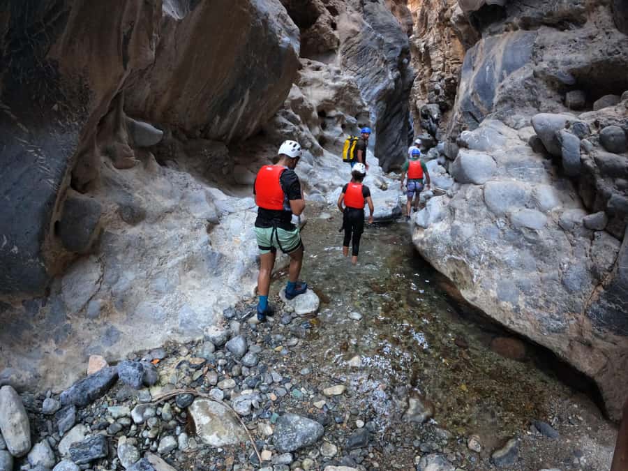 Jebel Shams: Full Day Adventure Tour through Snake Canyon - The scenery inside Oman’s Hajar Mountains