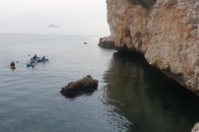 Kayak Guided Tour: Sunset in Qurum, Muscat - The practical issue of clothes and facilities