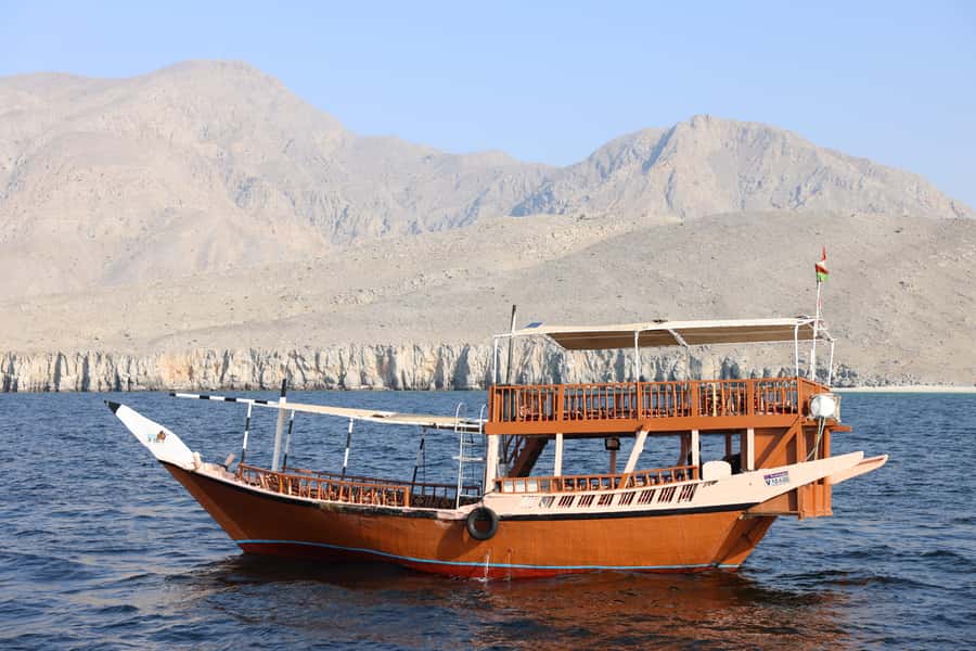 Khasab: Dhow Cruise with Lunch, Dolphin Watching& Snorkeling - Five things to know before you go