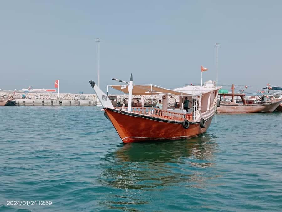 Khasab: Dhow Cruise with Lunch, Dolphin Watching& Snorkeling - Starting from Khasab Airport or the cruise terminal