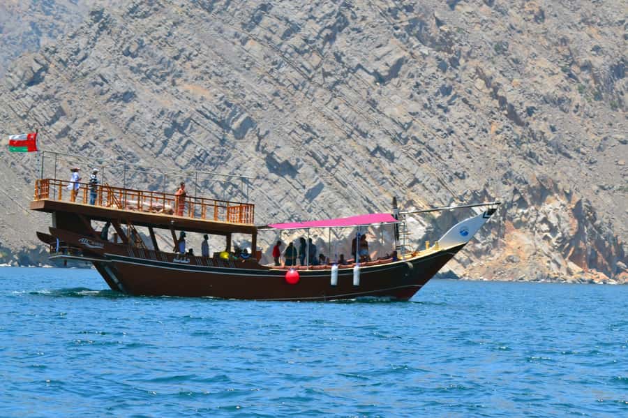 Khasab: Dolphin Watching Day Tour with Snorkeling & Lunch - Sibi Island: a second chance to swim