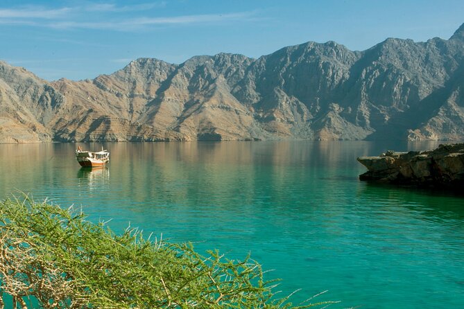 Khasab Full Day Dhow Cruise With Enjoying Snorkeling, Lunch & Dolphin Watching - Why this Khasab dhow cruise works so well