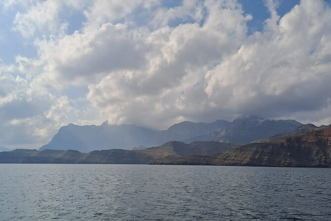 Khasab Musandam Half Day Dhow Cruise and Snorkeling Trip - Weather and Seasonal Considerations