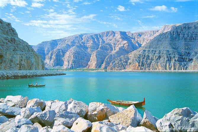 Khasab Musandam Mountain Safari To Khor Najd and Jebel Al Harim - The climb through Musandam’s rocky gorges