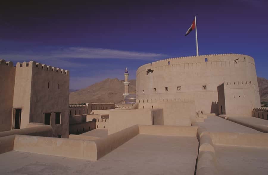 Majestic Canyon & Nizwa Cultural Journey from Muscat - Leaving Muscat for the Hajar Mountains