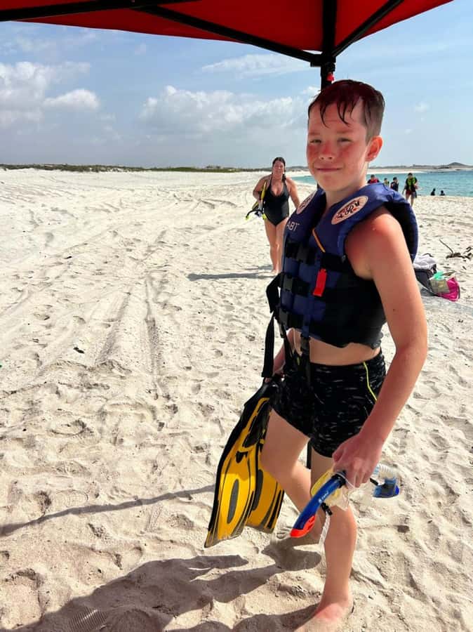 Mirbat: Snorkeling Adventure with Kheva Wreck - Reaching the wreck by boat