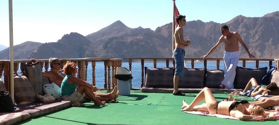 Musandam Khasab Full-Day Cruise with Transfers & Lunch - What to bring and what to leave behind