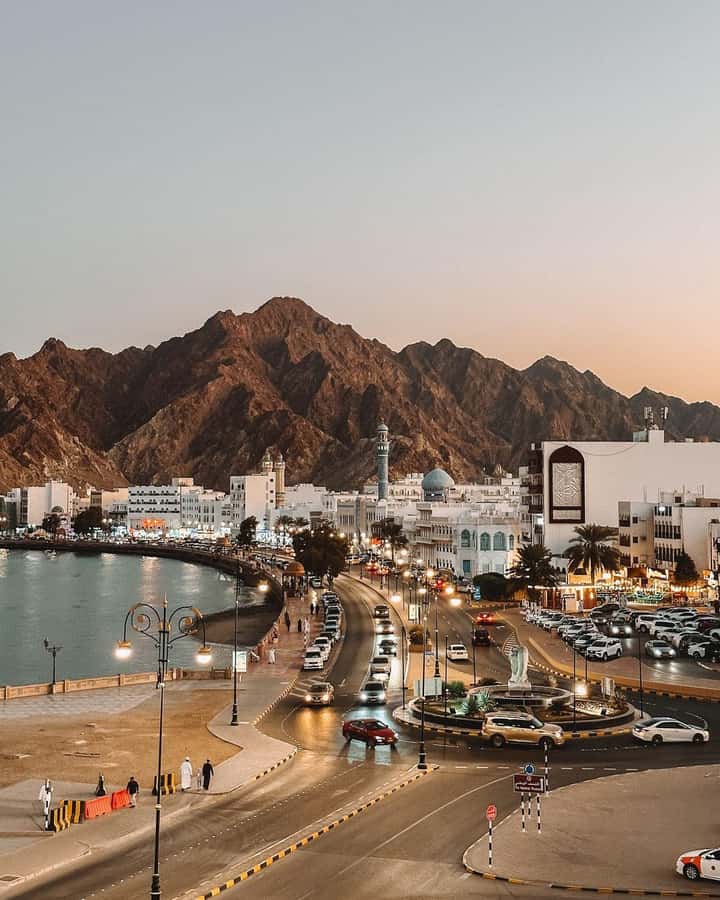Muscat City Tour and life with Omani Guy ( luxury car). - Seeing the Royal Opera House in modern Muscat