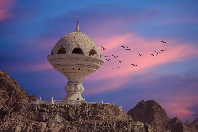 Muscat City Tour - Oman - Mutrah Souq and Corniche: where the day becomes more personal