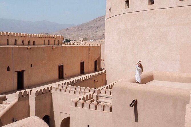 Muscat City Tour - Oman - Al Alam Palace: a photo stop with royal color