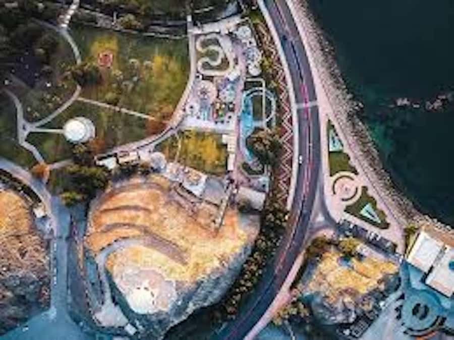 muscat city tour with pick up SMALL GROUP 7 PEOPLE MAX - Friday changes the experience completely