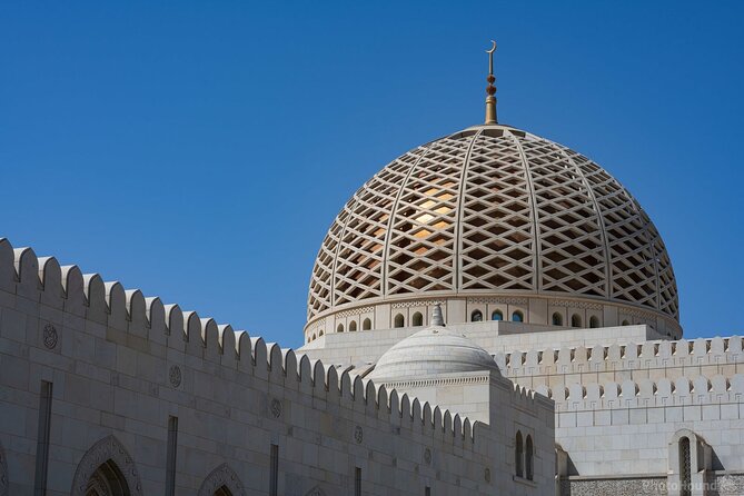 Muscat City (Whole Day Tour) - The Sultan Qaboos Grand Mosque and its enormous carpet