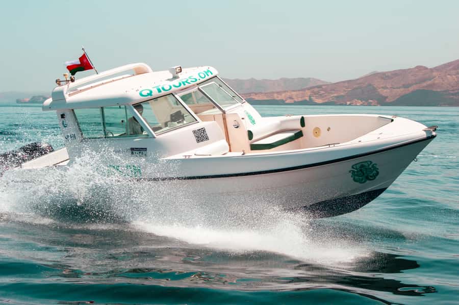 Muscat: Daymaniyat Islands Snorkeling Trip with QTours - Should you book the QTours Daymaniyat snorkeling trip?