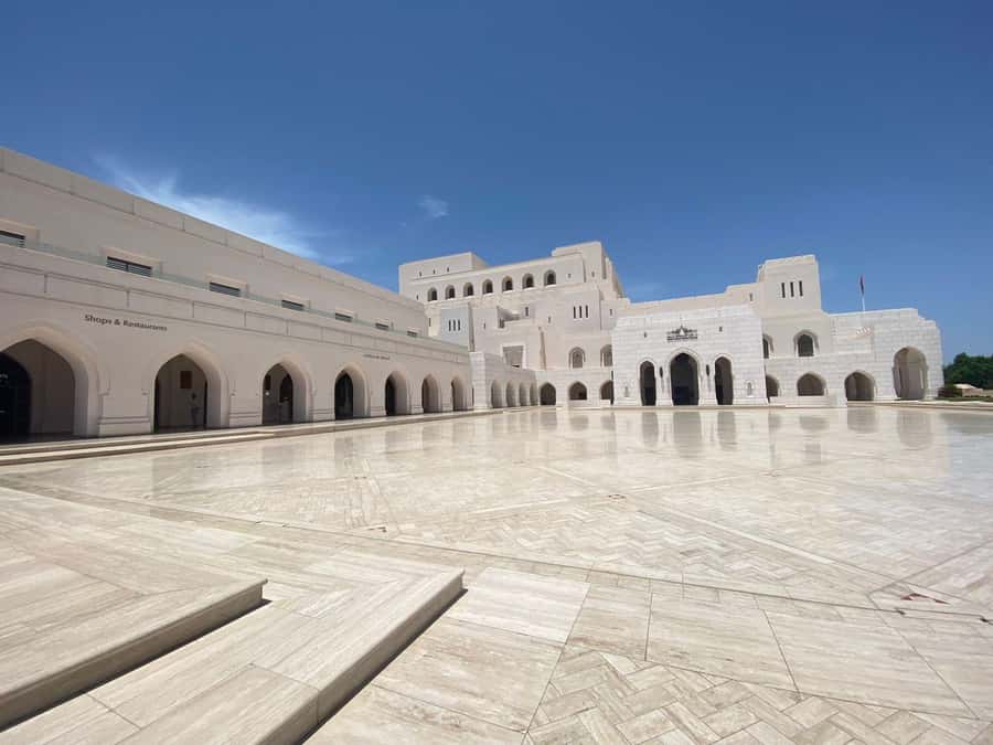 Muscat: Full-Day City Tour - Mutrah Corniche and Souq: the most hands-on part of the day