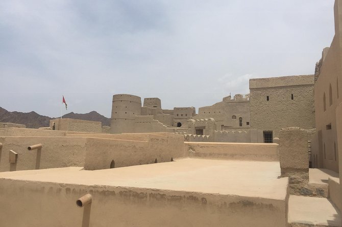 Muscat : Full day private tour to Nizwa - Jabrin Fort brings a different finish