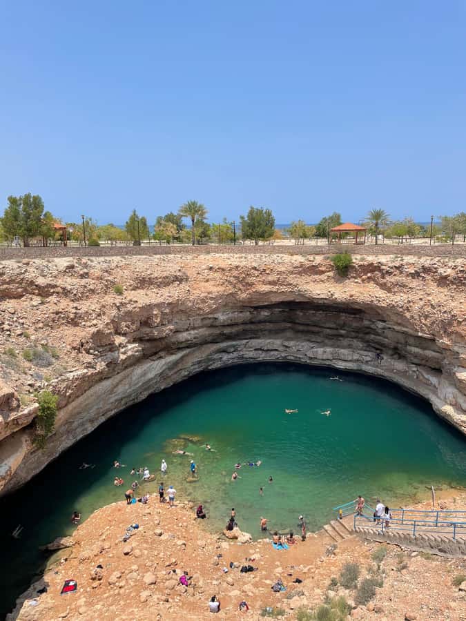 Muscat: Full-Day Wadi Shab & Bimmah Sinkhole Private Tour - Key points to know before booking