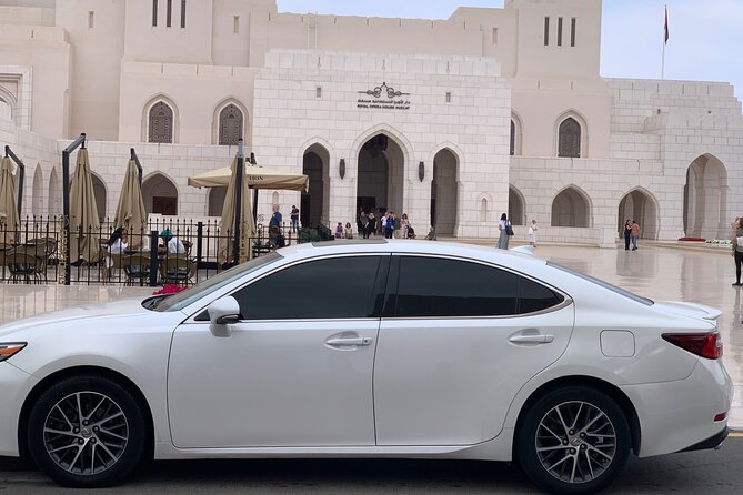 Muscat : Luxury car with private driver - Pickup and timing in Muscat
