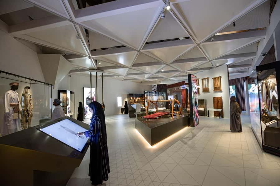 Muscat: Nizwa, Birkat Al Mouz & Oman Across Ages Museum - Birkat Al Mouz and the falaj canals