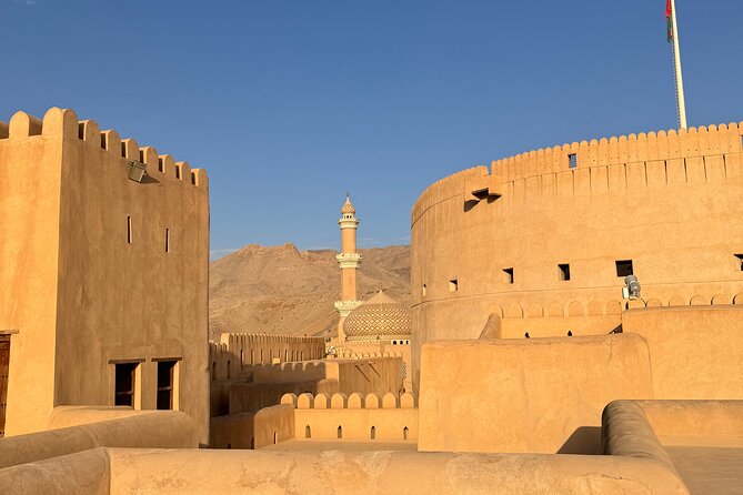 Muscat: Nizwa Market & Fort, Jabel Akhdar Full-Day Tour + Lunch - Who will enjoy this full-day outing?