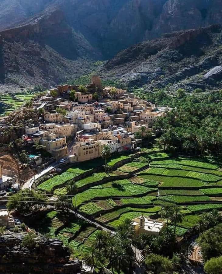 Muscat Oman Grand Canyon, Jebel Shams & Nizwa - Crossing the Hajar Mountains toward Nizwa