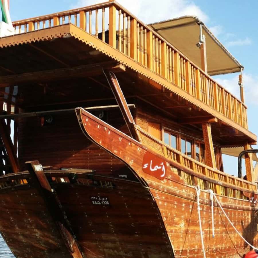 Muscat: Omani Traditional Dhow Sunset Cruise - Al Alam Palace and the return to Muscat