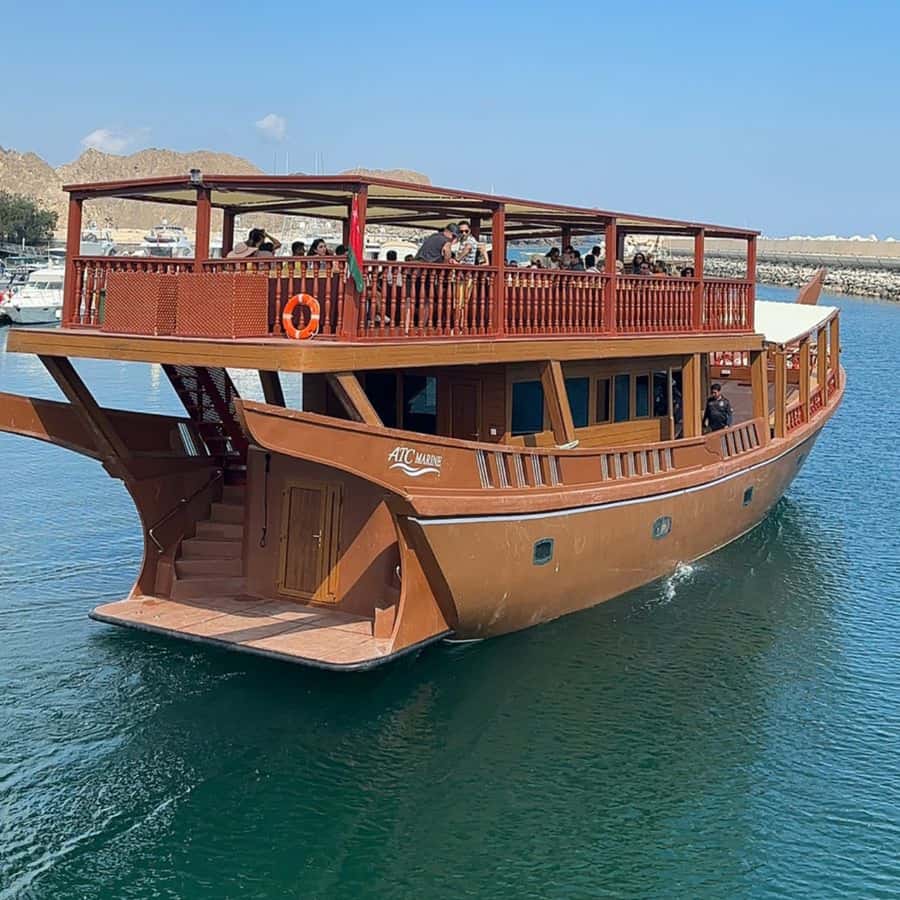 Muscat: Omani Traditional Dhow Sunset Cruise - Who should book this sunset cruise?