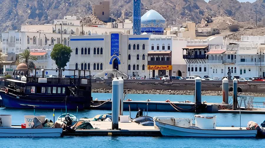 Muscat Private city tour 2025 (local's life) - Sultan Qaboos Mosque and Al-Amin Mosque