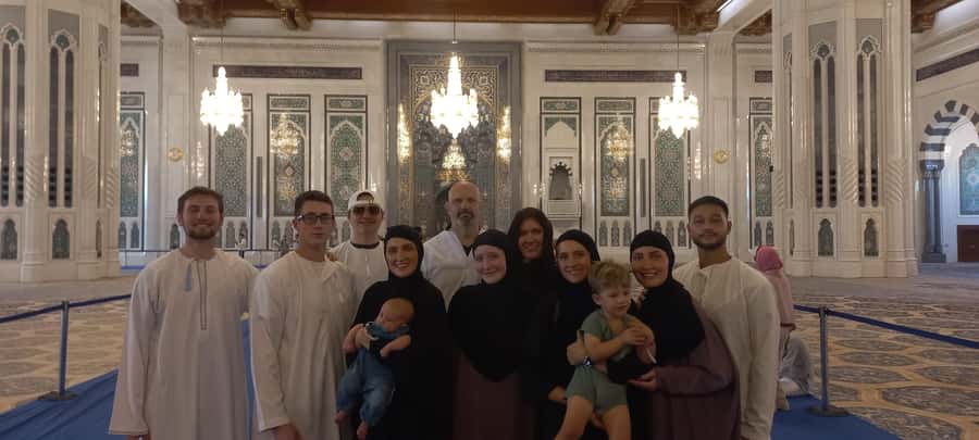 Muscat: Private Sightseeing Tour & Sultan Grand Mosque - Who will enjoy this tour most?